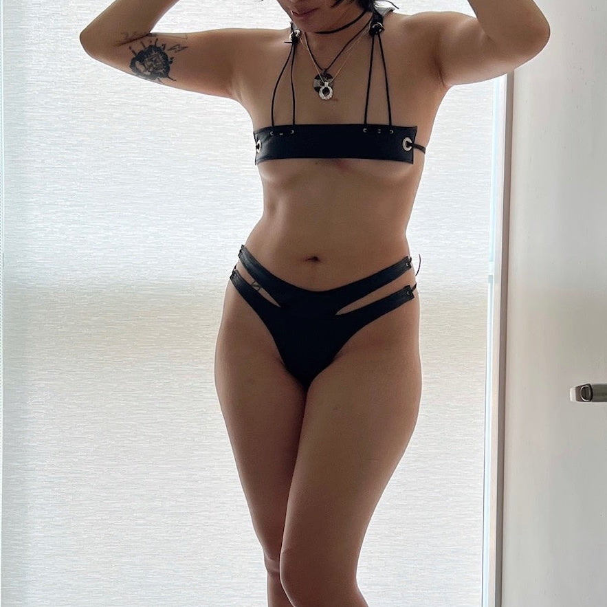 double strap triangle thong